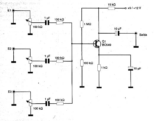 Mixer-pré-amplificador de 3 entradas. 