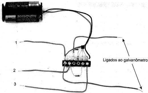 Montando o circuito numa ponte de terminais 